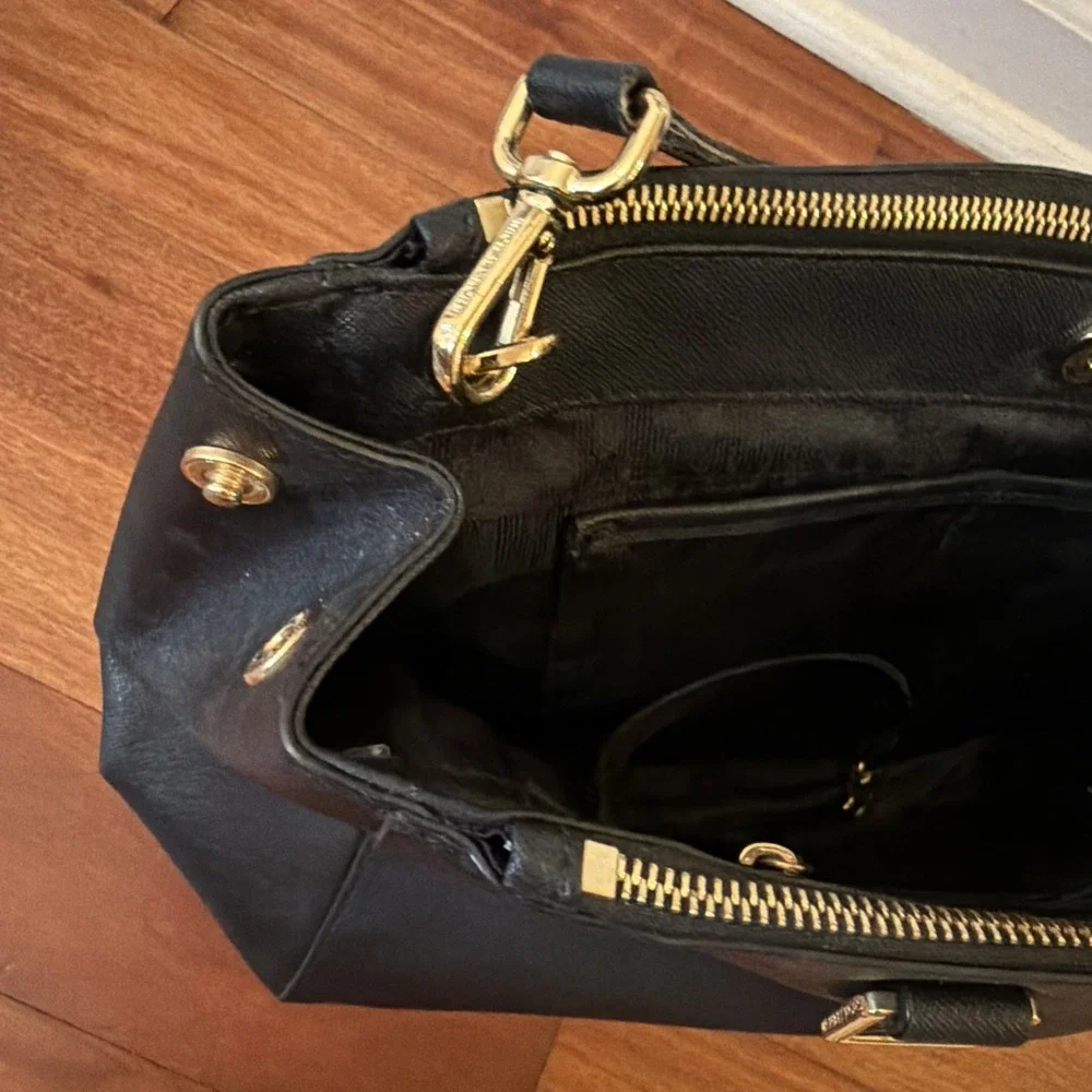 Black Selma Michael Kors Large Crossbody Purse Good Condition No Handles